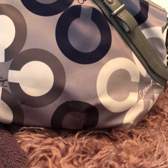 Coach purse - Picture 3 of 8
